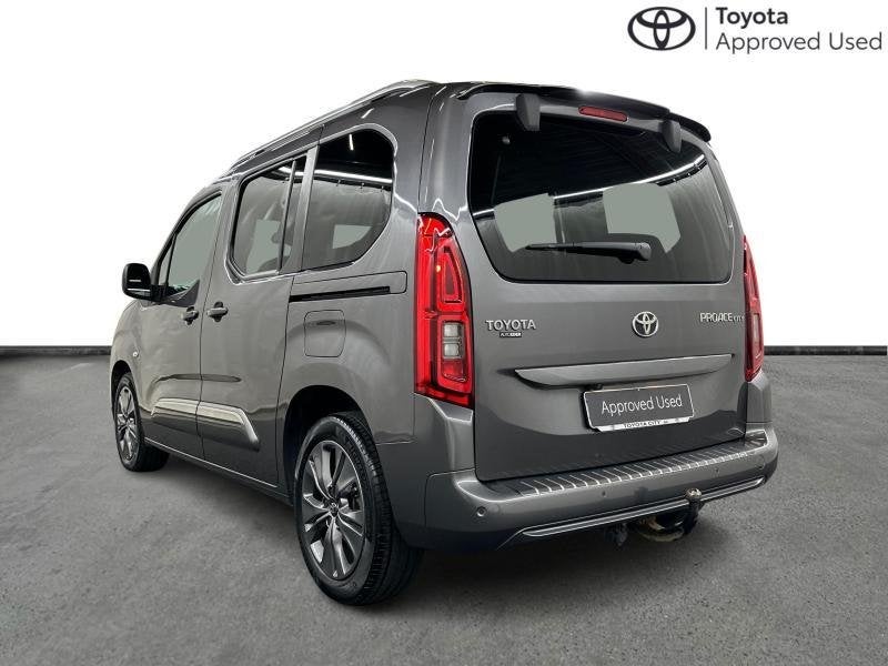 Toyota ProAce Verso 5 seats Family | tow bar, Auto's, Monovolume, 1199 cc, ProAce, Bedrijf