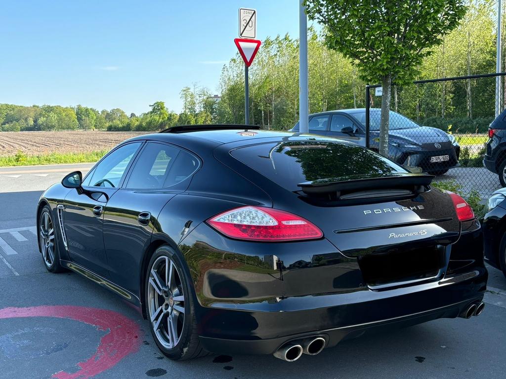 Porsche panamera 3.6 PDK chrono pak Full option 142000km, Auto's, Porsche, Automaat, Zwart, Zwart, Bedrijf
