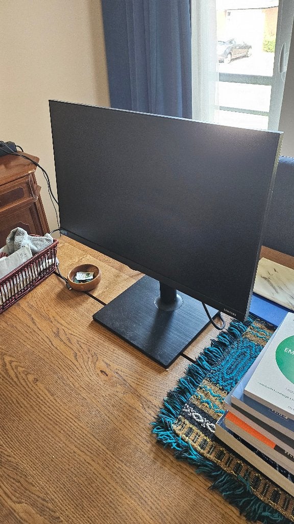 Samsung F24T450FQR – 24" Full HD Monitor, Computers en Software, Monitoren, Ophalen, IPS, Full HD, Zo goed als nieuw