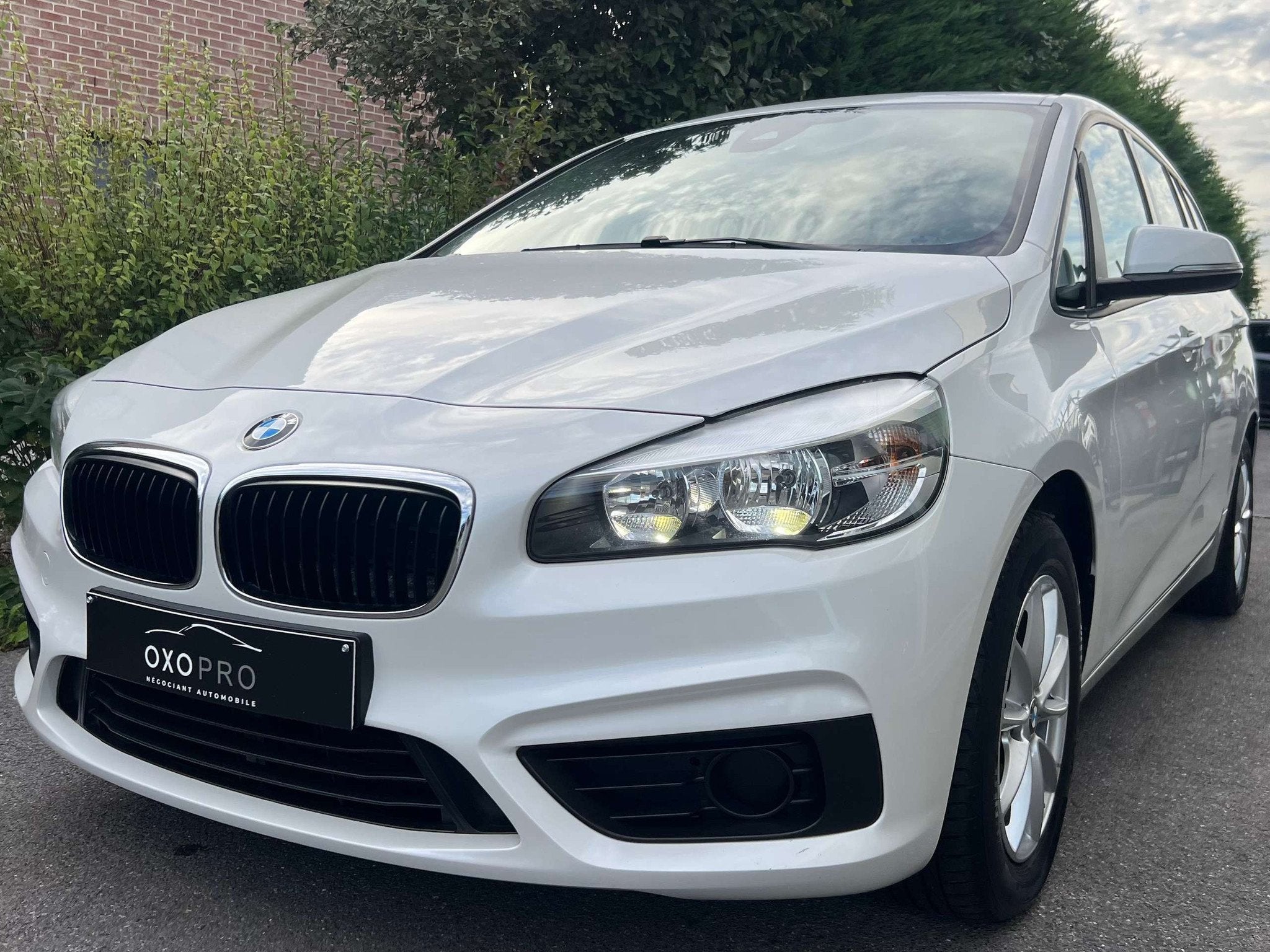 BMW 2 Serie 216 D Gran Tourer 116CV / Ecran / Airco / Blueto, Voorwielaandrijving, Stof, Gebruikt, Euro 6