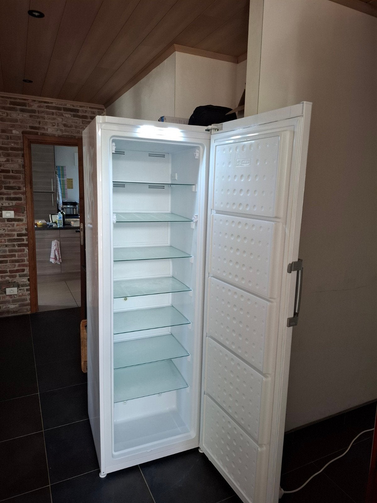 diepvrieskast Beko 280 liter A++ No Frost, Elektronische apparatuur, Gebruikt, Minder dan 60 cm, 160 cm of meer, Energieklasse A of zuiniger