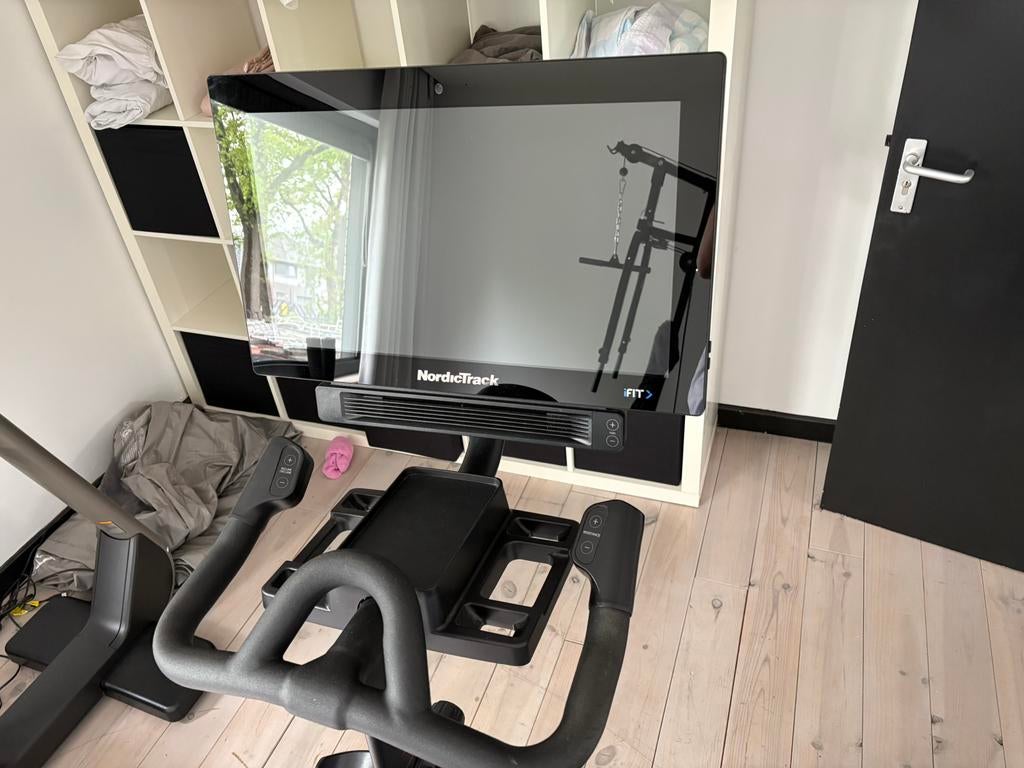 NordicTrack Commercial S22i – Zo goed als nieuw, Sports & Fitness, Appareils de fitness, Enlèvement ou Envoi, Comme neuf, Vélo de spinning