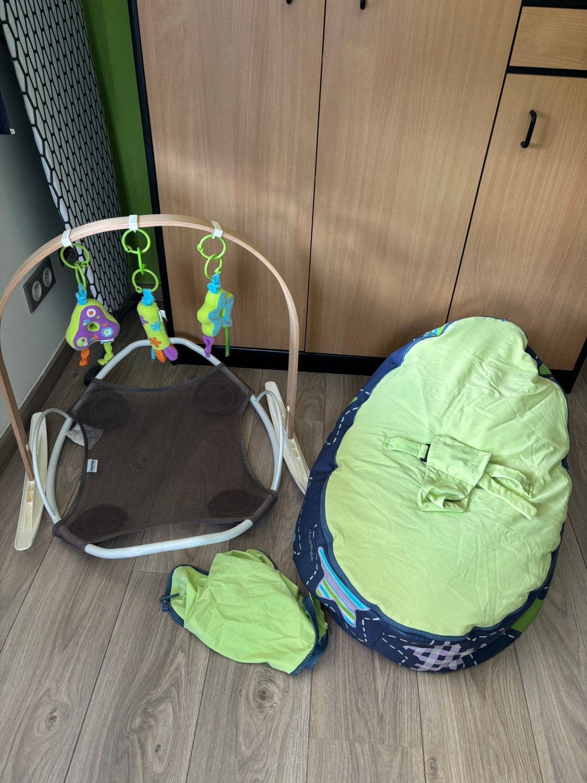 Doomoo pouf balancelle arche, Enfants & Bébés, Enlèvement, Utilisé