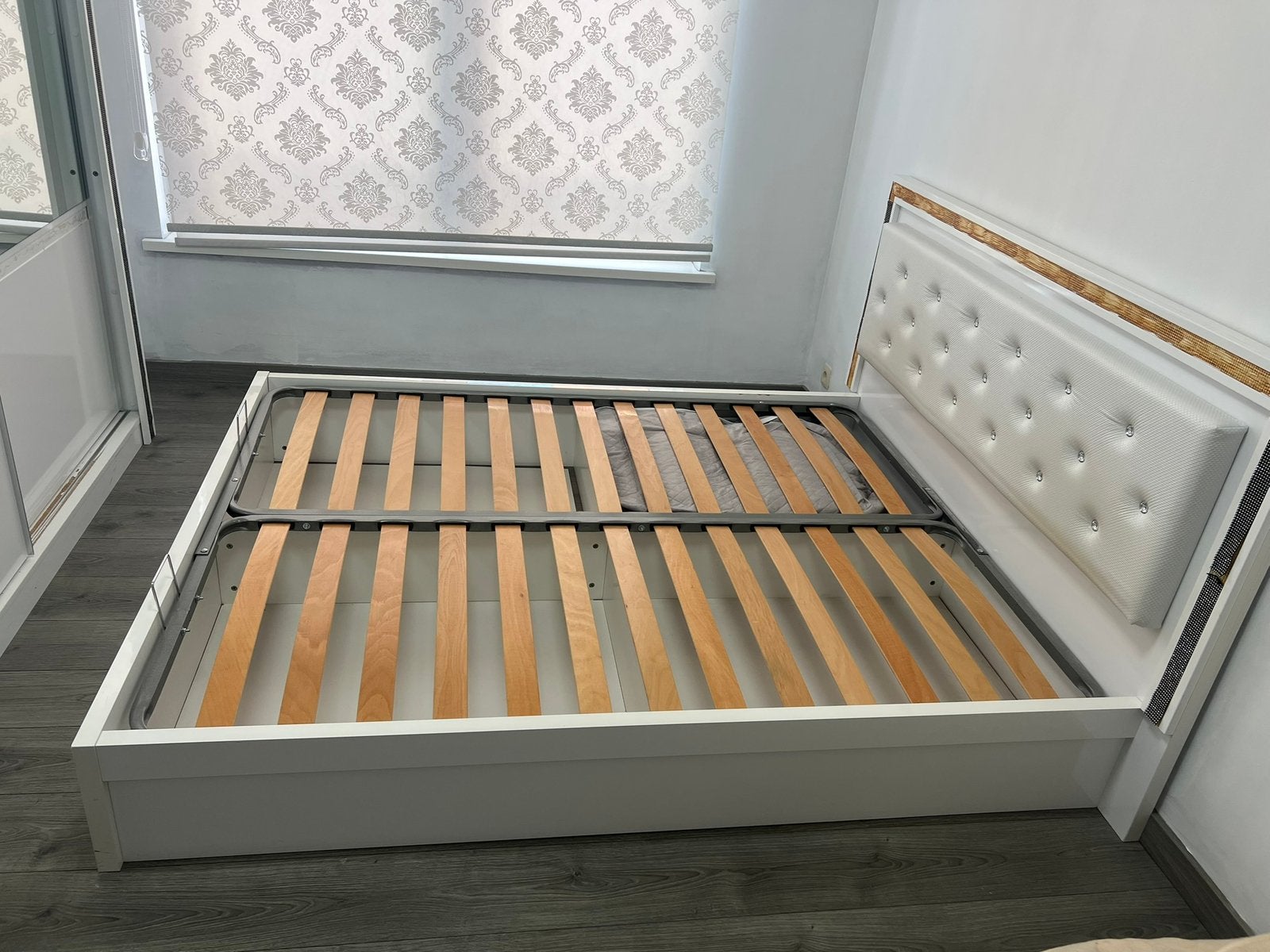 Lit avec sommier 160 x 200, Maison & Meubles, Chambre à coucher | Lits, Enlèvement, Utilisé