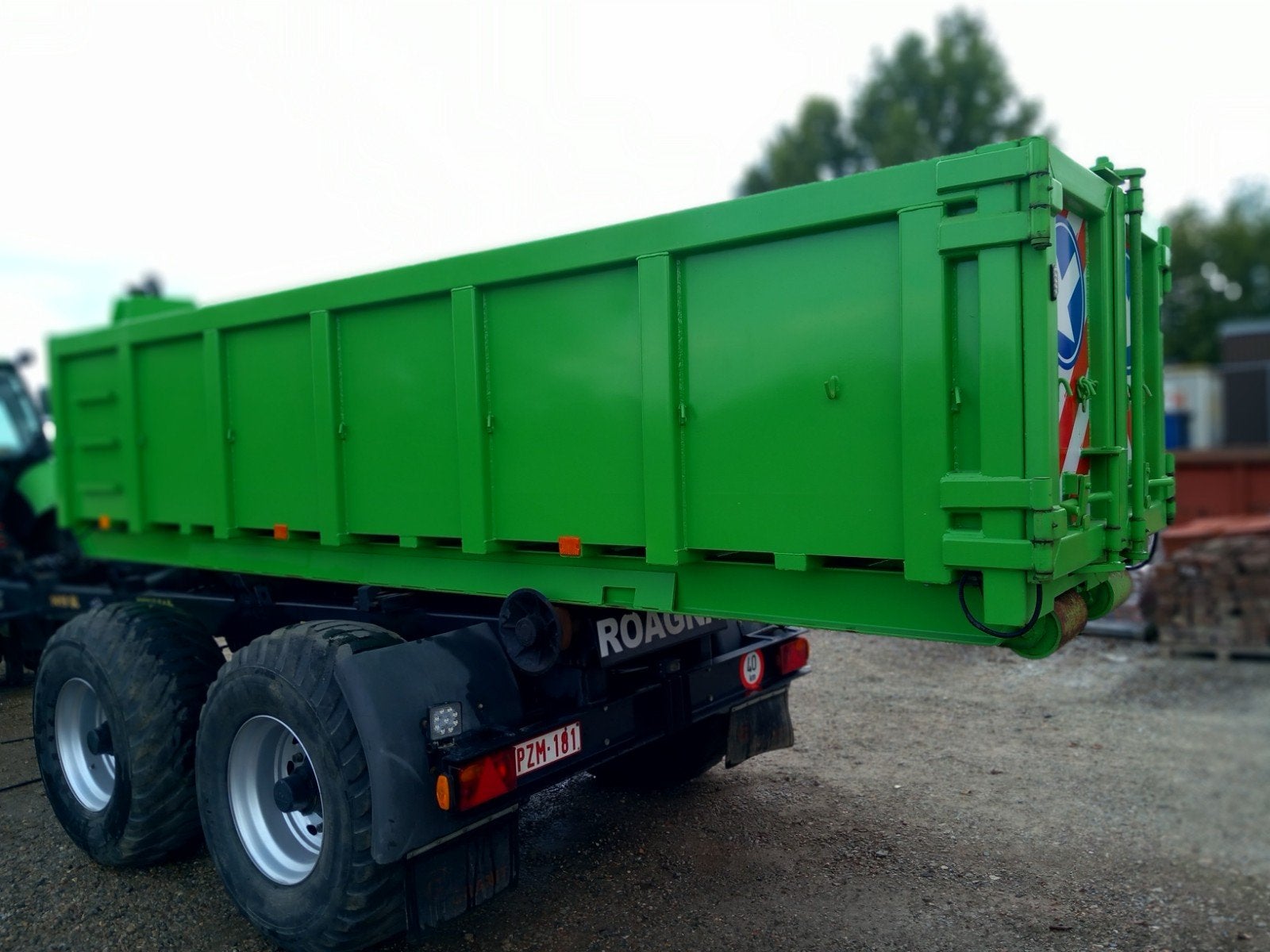 Smalle stoep container, Zakelijke goederen, Ophalen