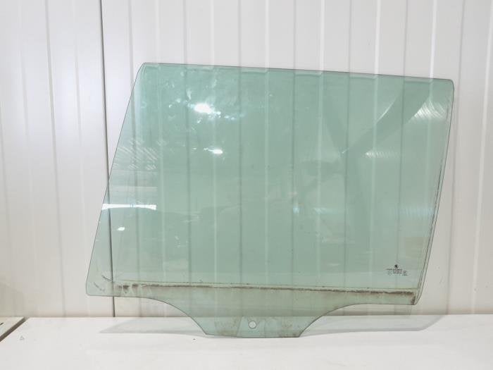 Vitre portière 4portes arrière gauche d'un Skoda Octavia, Autos : Pièces & Accessoires, Vitres & Accessoires, -, 3 mois de garantie