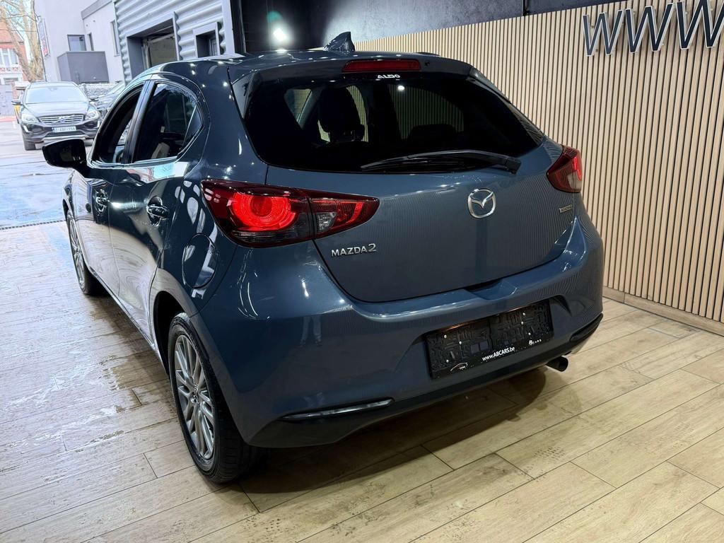 Mazda 2 1.5i Skyactiv-G MHEV * GARANTIE 12 MOIS * (bj 2021), Auto's, Stof, Gebruikt, Euro 6, Blauw