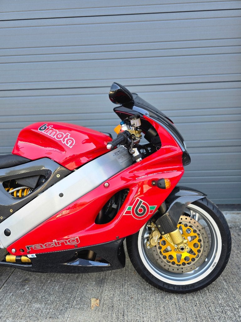 Bimota SB6-R met maar 1800 km, Motos