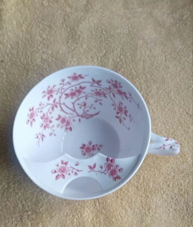 Tasse moustache en porcelaine