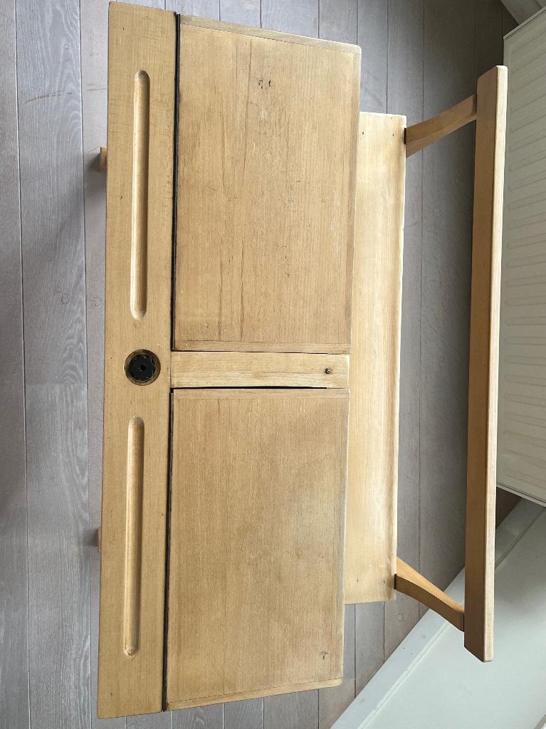 Authentieke oude schoolbank, Huis en Inrichting, Ophalen, Gebruikt, Hout, Schoolbureau