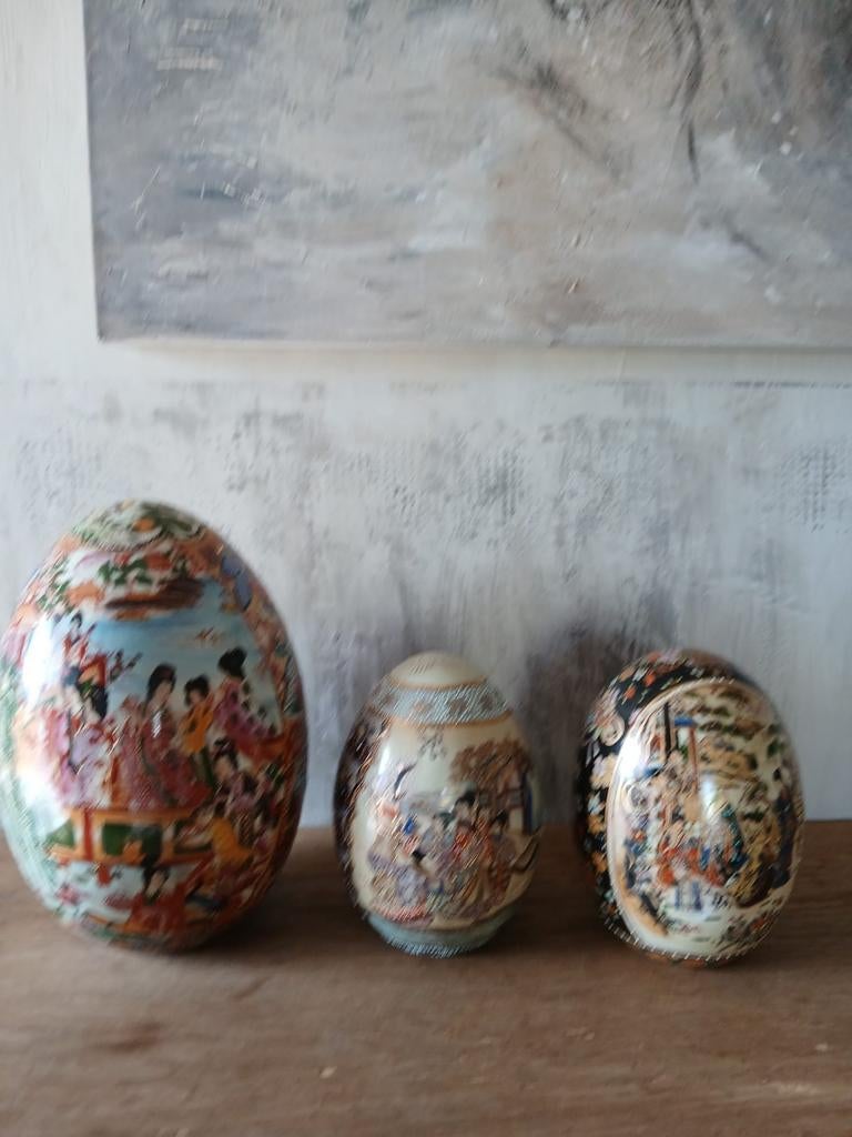Japanse siervazen in eivorm, Antiek en Kunst, Ophalen