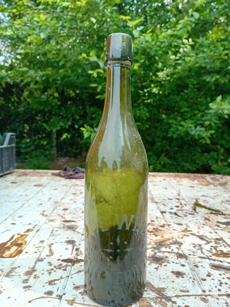 Oude vintage bierfles E De Weze Antwerpen, Ophalen of Verzenden