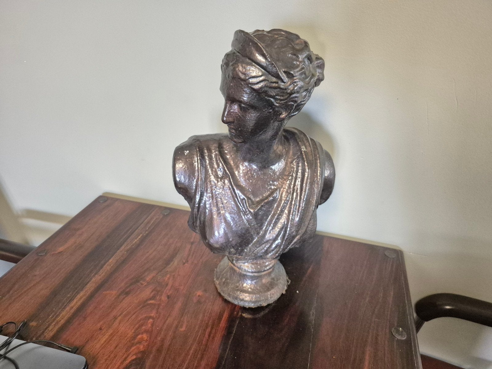 buste en bronze romain massif de
Diane de Versailles, Enlèvement ou Envoi, Buste
