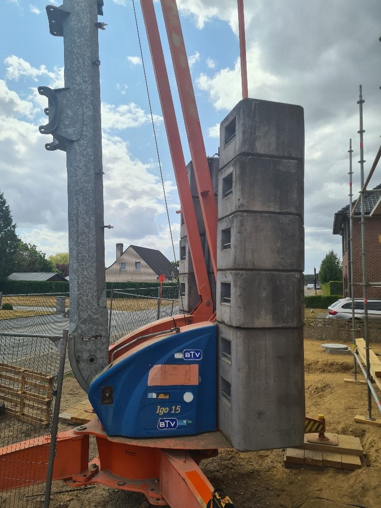 Bouwkraan Potain Igo 15, Ophalen, Kraan
