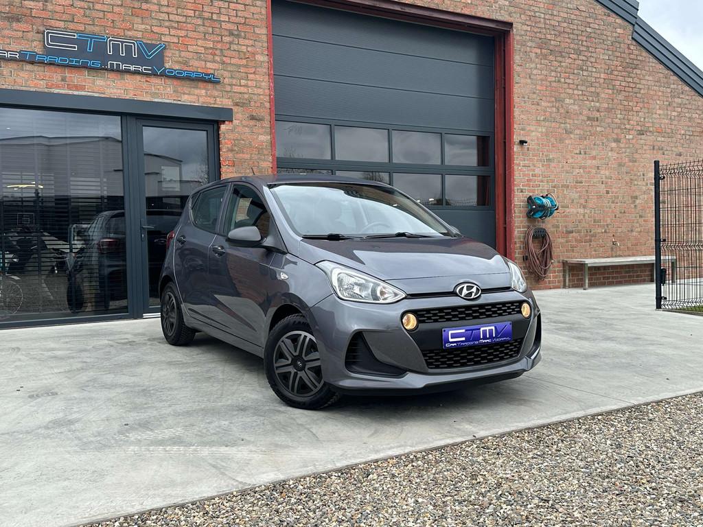 Hyundai i10 1.0i met Airco! 1e Eigenaar! 1 Jaar Garantie!, Autos, Hyundai, Argent ou Gris, Achat, 998 cm³, Entreprise