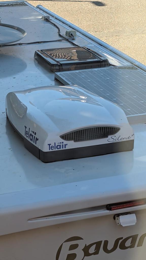 Dakairco telair Silent 8100H, Caravans en Kamperen, Caravanaccessoires, Ophalen, Zo goed als nieuw