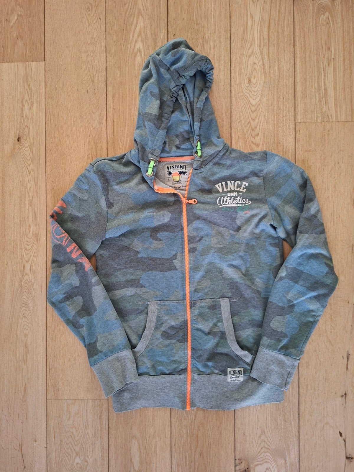 Sweatshirt met capuchon en trekkoord - Vingino 16 ans, Kinderen en Baby's, Kinderkleding | Maat 176, Trui of Vest, Ophalen of Verzenden