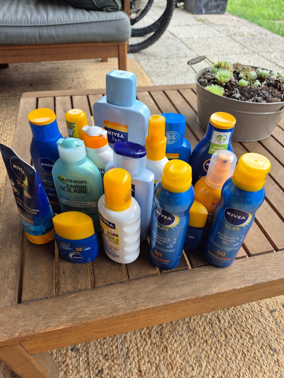 Lot zonnecreme/aftersun, Divers, Produits alimentaires, Enlèvement