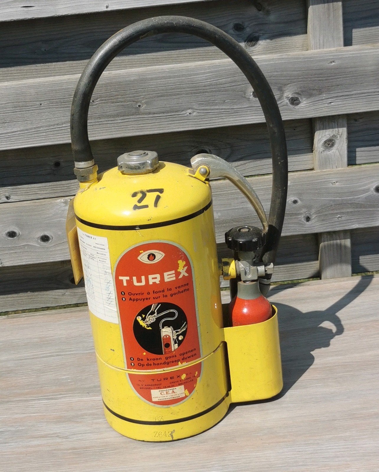 extincteur Turex vintage, Enlèvement