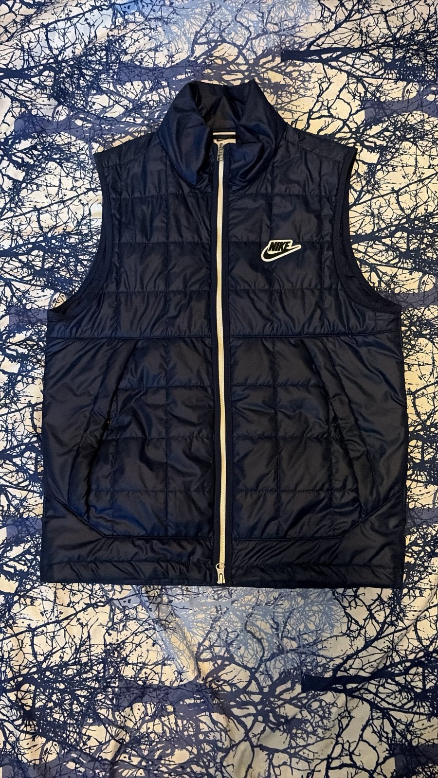 Nike doudoune sans manches bleu marine – Taille L, Vêtements | Hommes, Blousons sans Manches, Enlèvement ou Envoi, Comme neuf