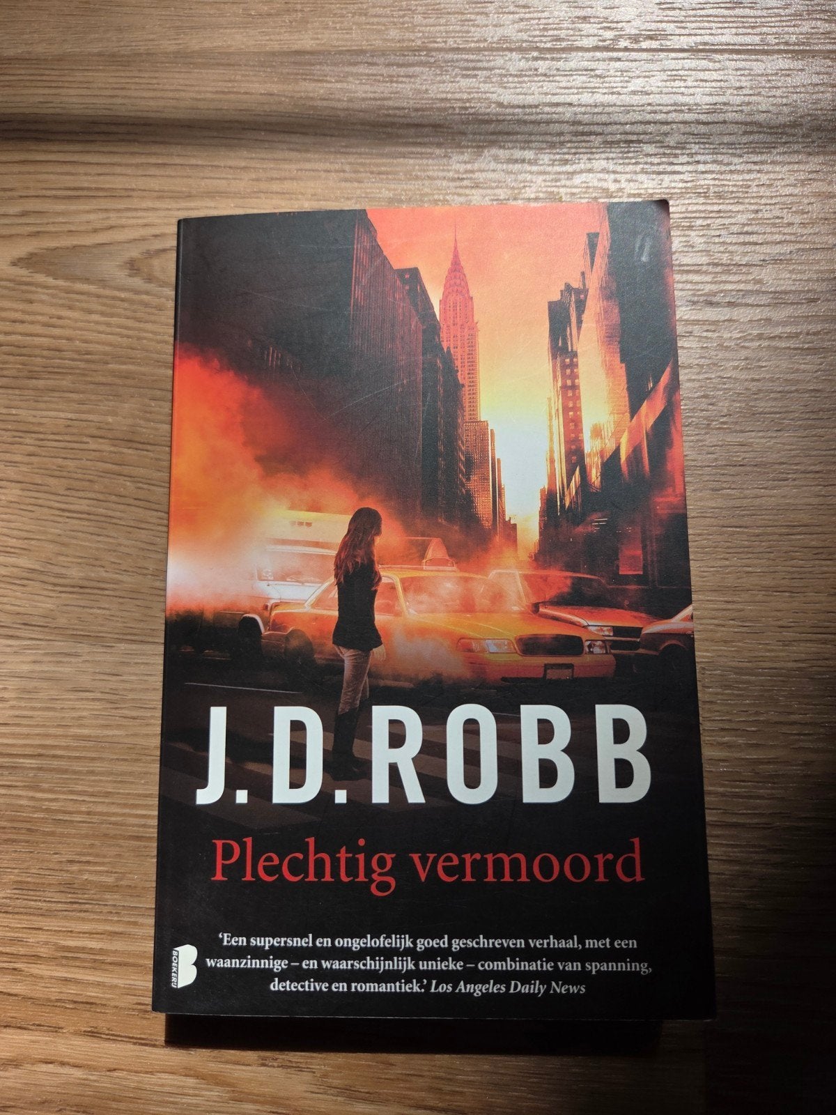 J.D. Robb - Plechtig vermoord, Ophalen of Verzenden, J.D. Robb