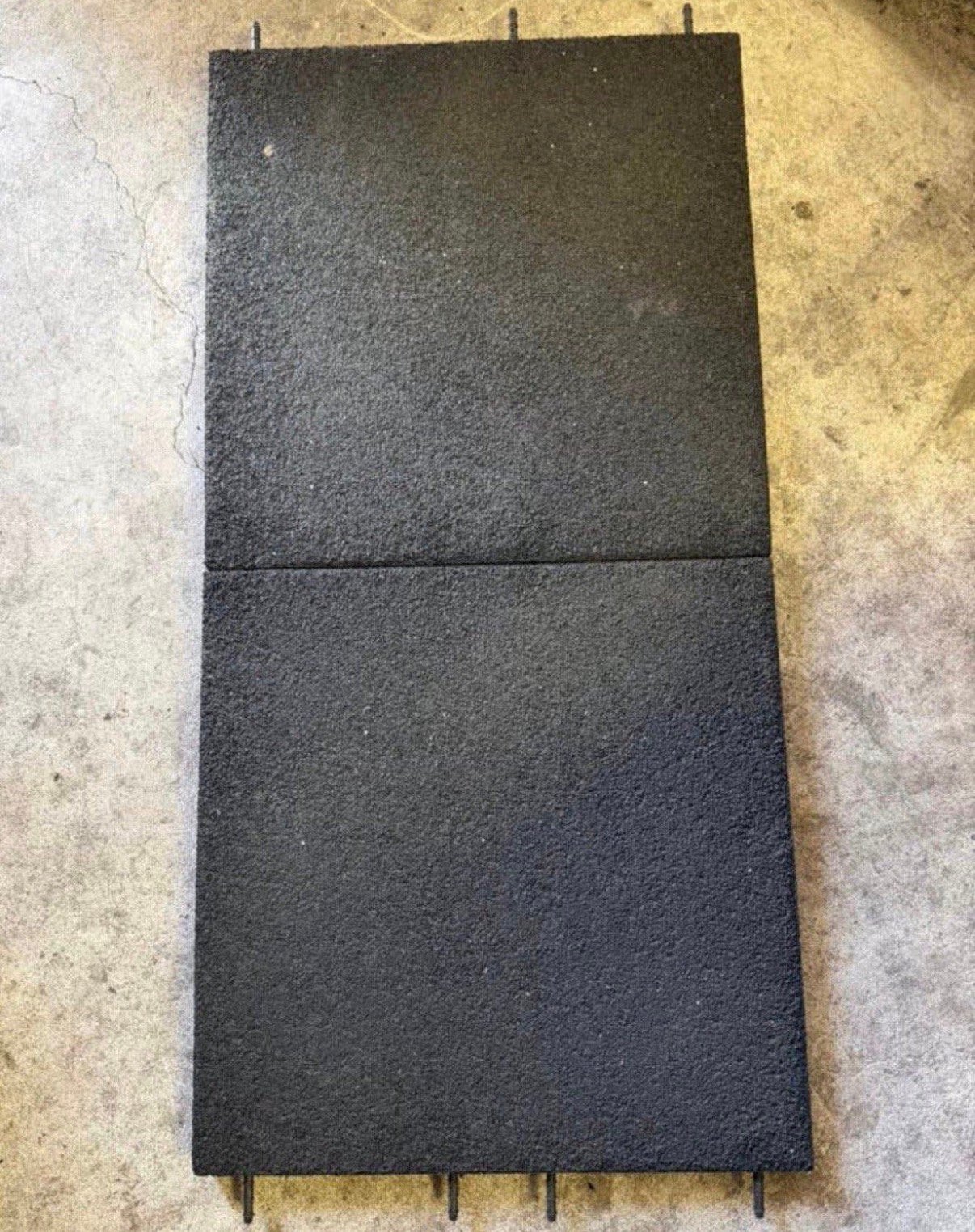 Rubberen tegels 50x50x4,5 speeltoestel dak stal ed ruim 30m2, Tuin en Terras, Ophalen, Gebruikt, Rubber, 10 m² of meer
