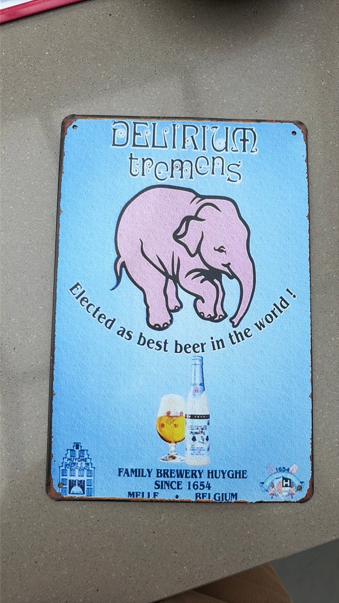 Delirium, ours tremblant, Enlèvement ou Envoi