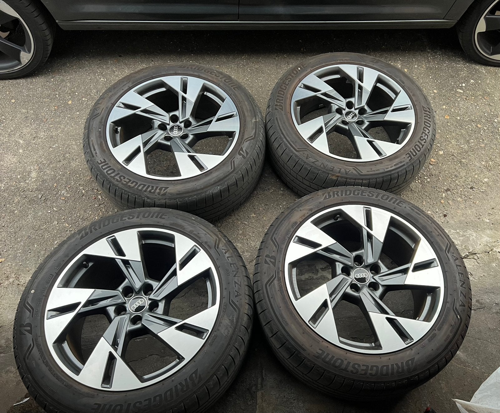 20 inch Audi E tron Velgen met Zomer Banden, 255 mm, Banden en Velgen, Nieuw, Ophalen of Verzenden