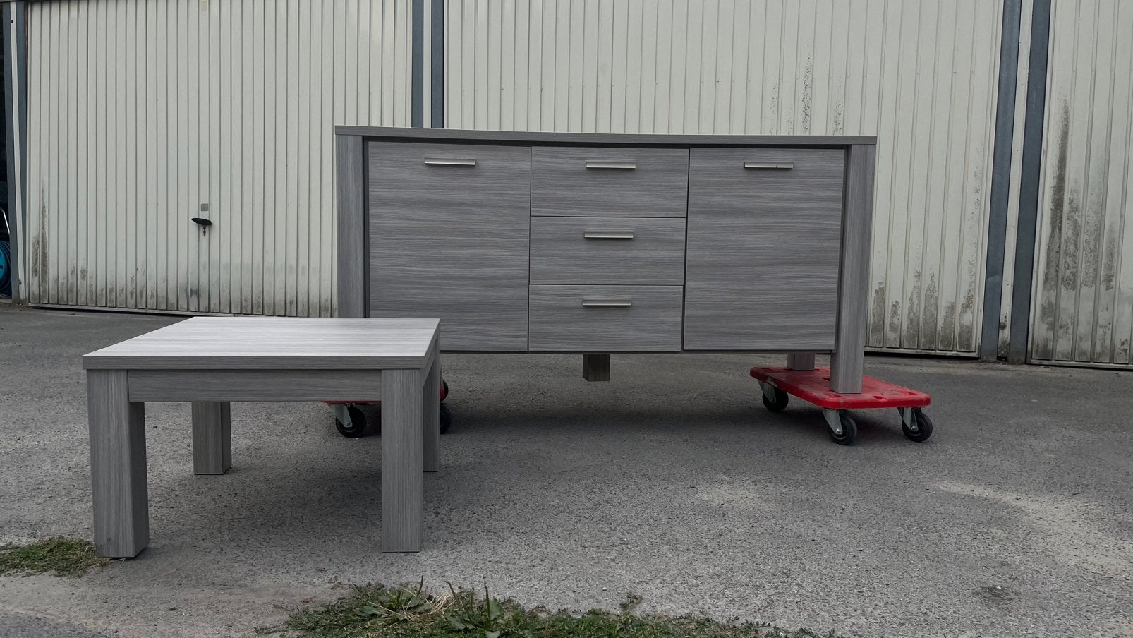 Ruim dressoir + Salontafel (Grijs met houtlook), Ophalen, Zo goed als nieuw