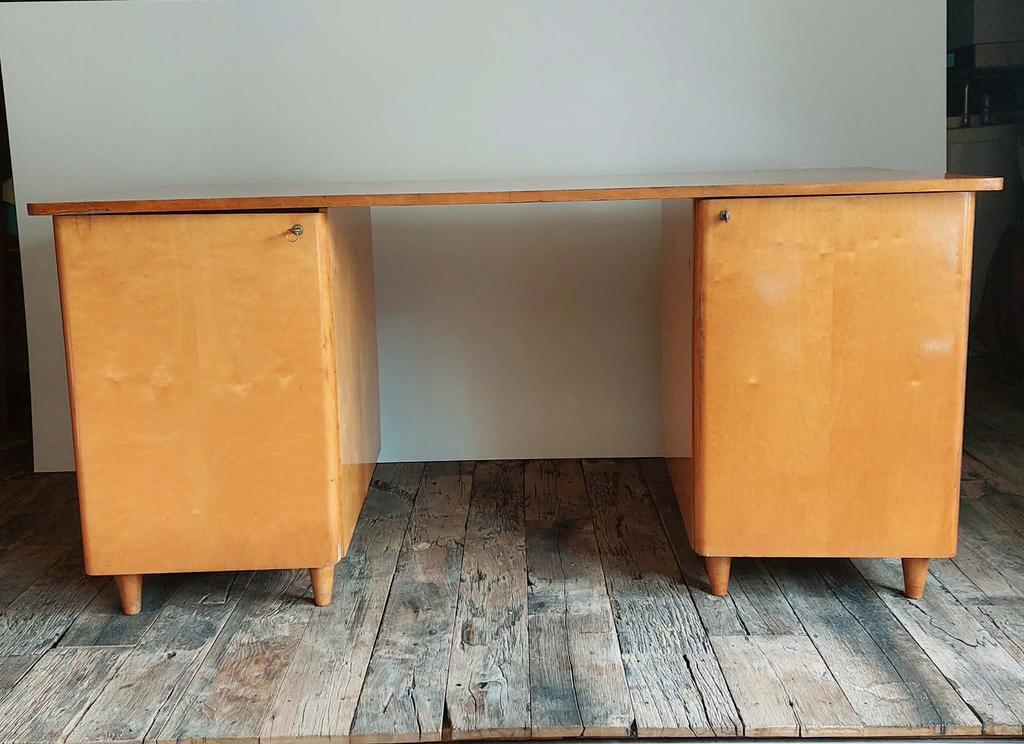 Vintage dubbelzijdige bureau, Huis en Inrichting, Bureaus, Ophalen, Zo goed als nieuw