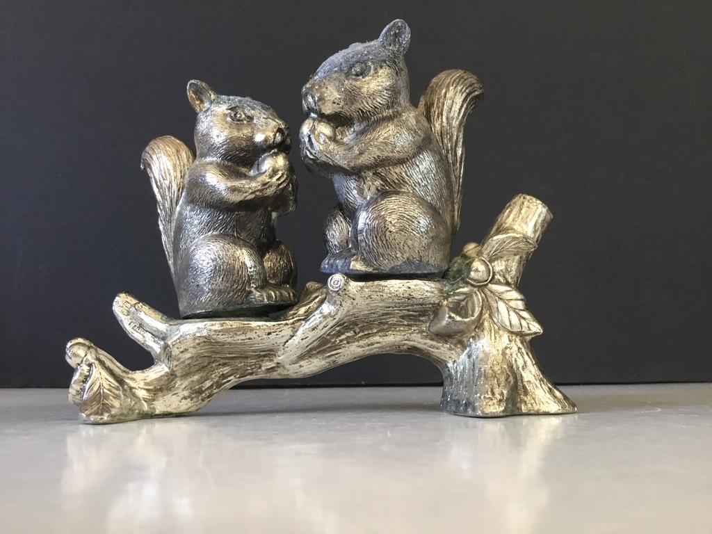 Vintage zout en peper set met Eekhoorntjes op tak, Ophalen of Verzenden