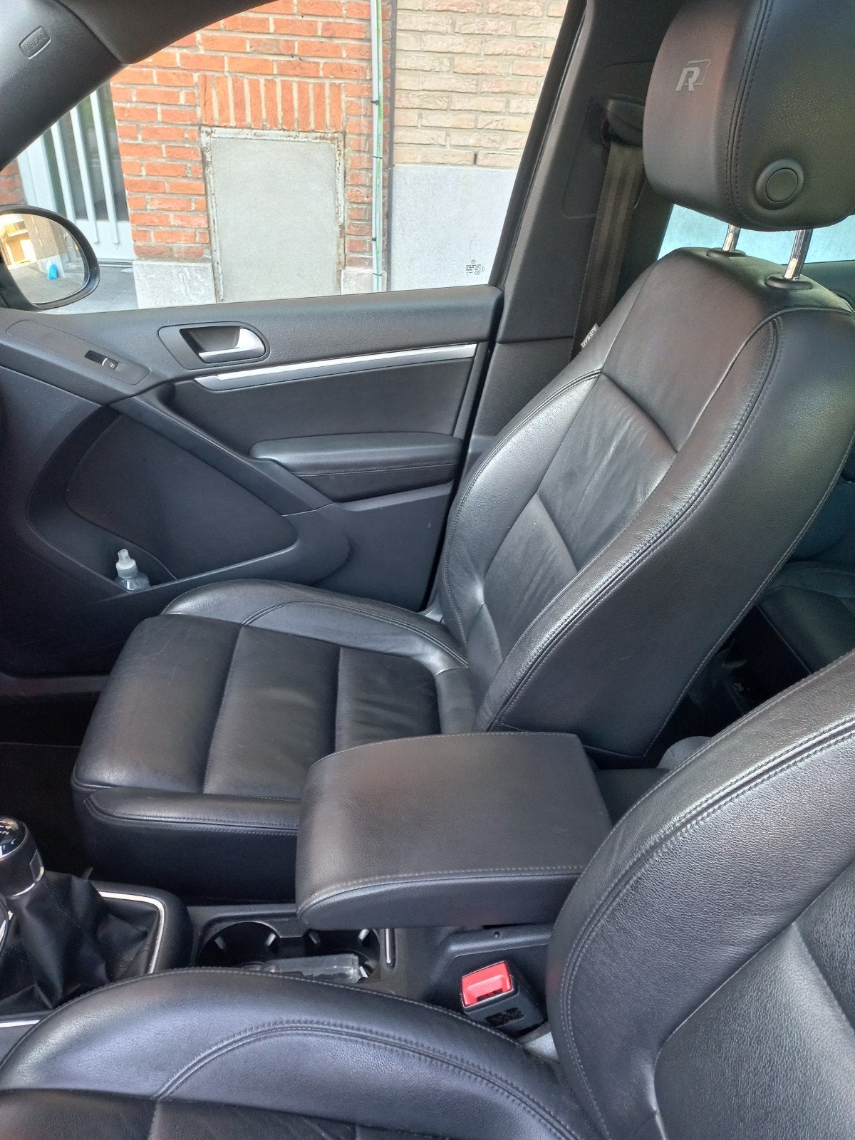 VW Tiguan Rline intérieur extérieur, Cuir, Achat, Euro 6, Boîte manuelle