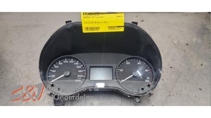 Compteur kilométrique KM d'un Mercedes Vito, Autos : Pièces & Accessoires, 3 mois de garantie, Utilisé, -, -
