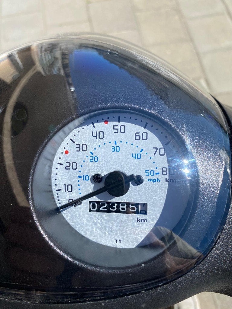 Brommer Piaggio Zip 50cc, Ophalen, 50 cc, Klasse B (45 km/u), Zo goed als nieuw