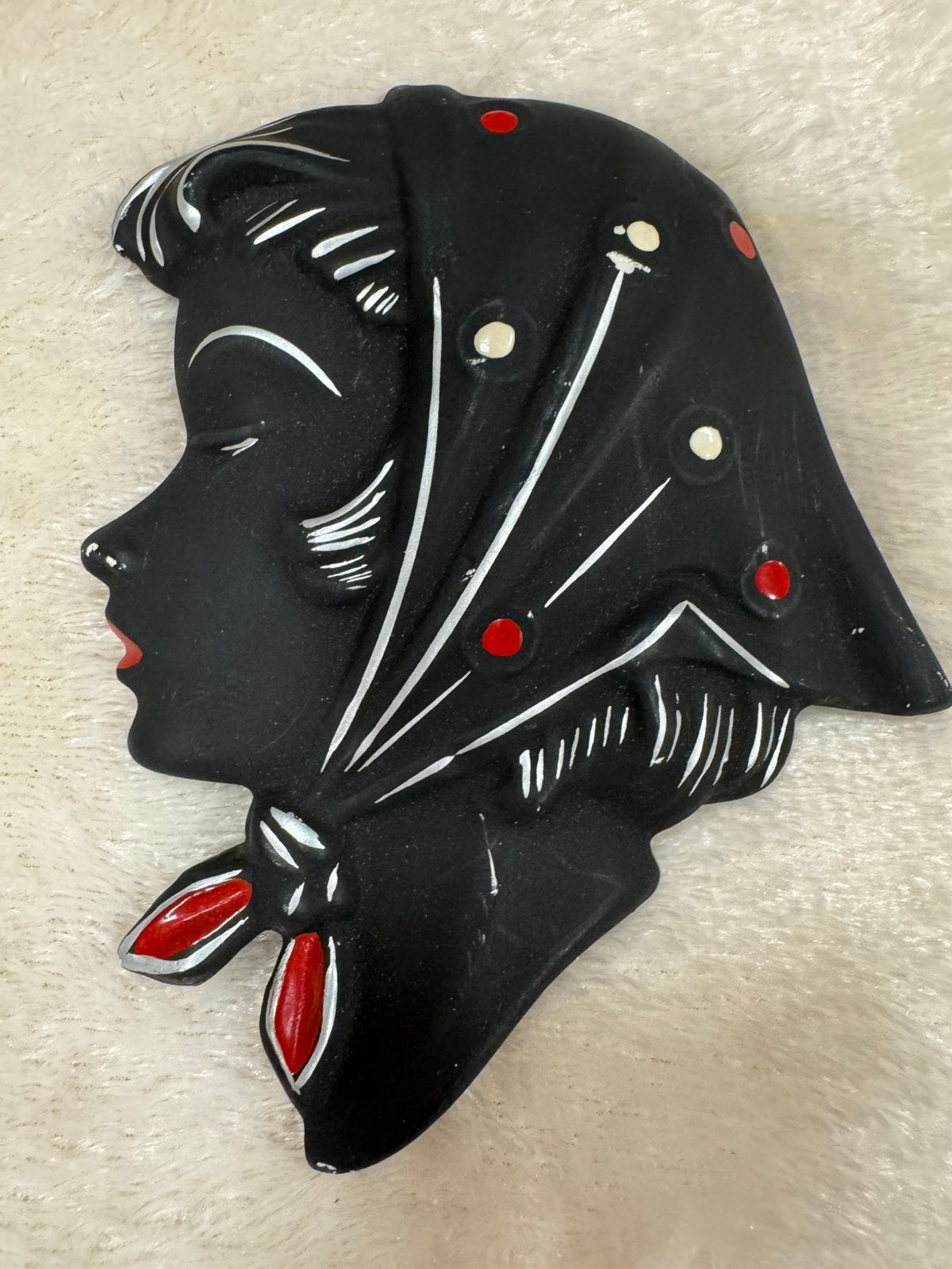 Plaque murale vintage silhouette femme au foulard, Enlèvement