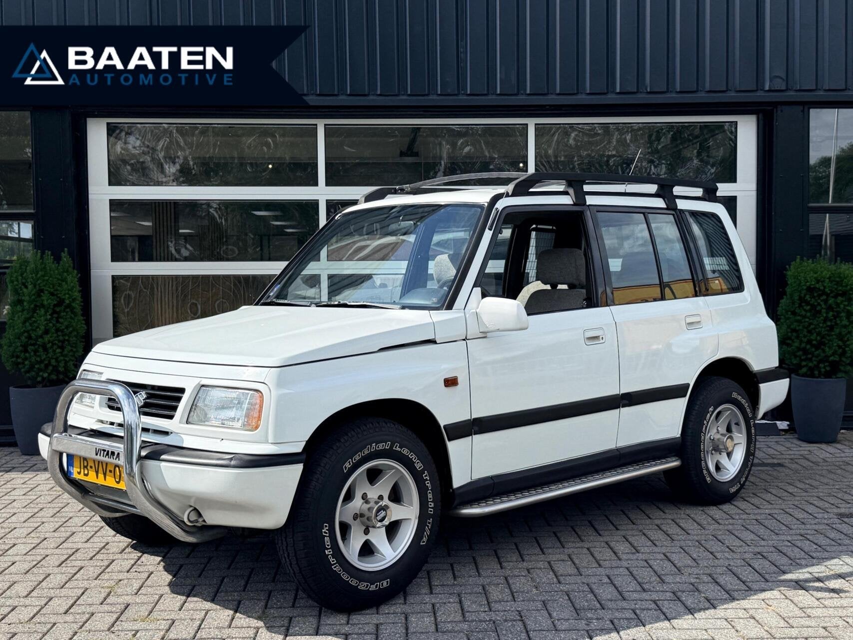 Suzuki Vitara Villager 5-deurs 1.6-16V JLX|Bullbar|2e eig.|U, Autos, Suzuki, Achat, 1590 cm³, Entreprise, 1165 kg