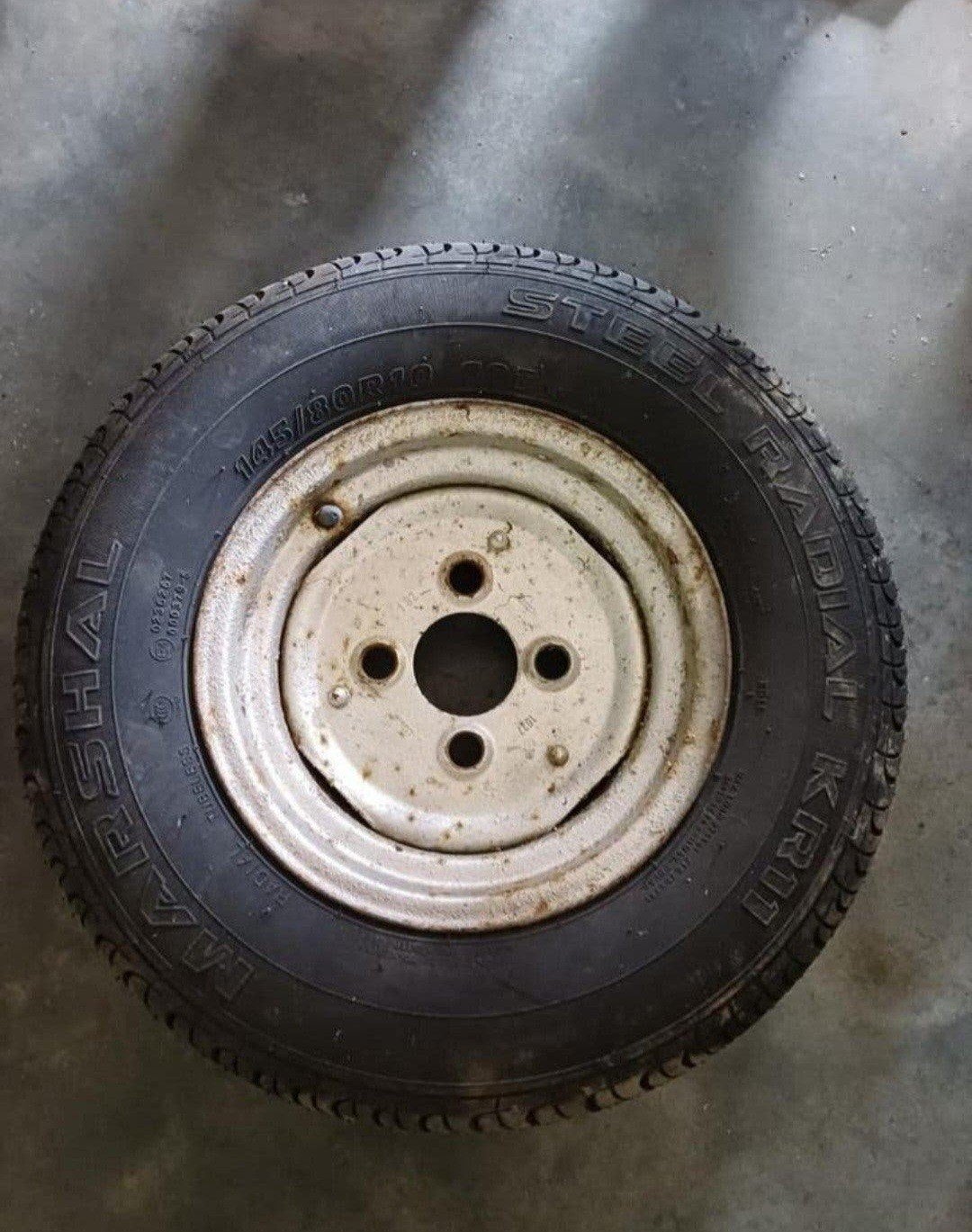 roue de reserve pour remorque 500x10, Enlèvement
