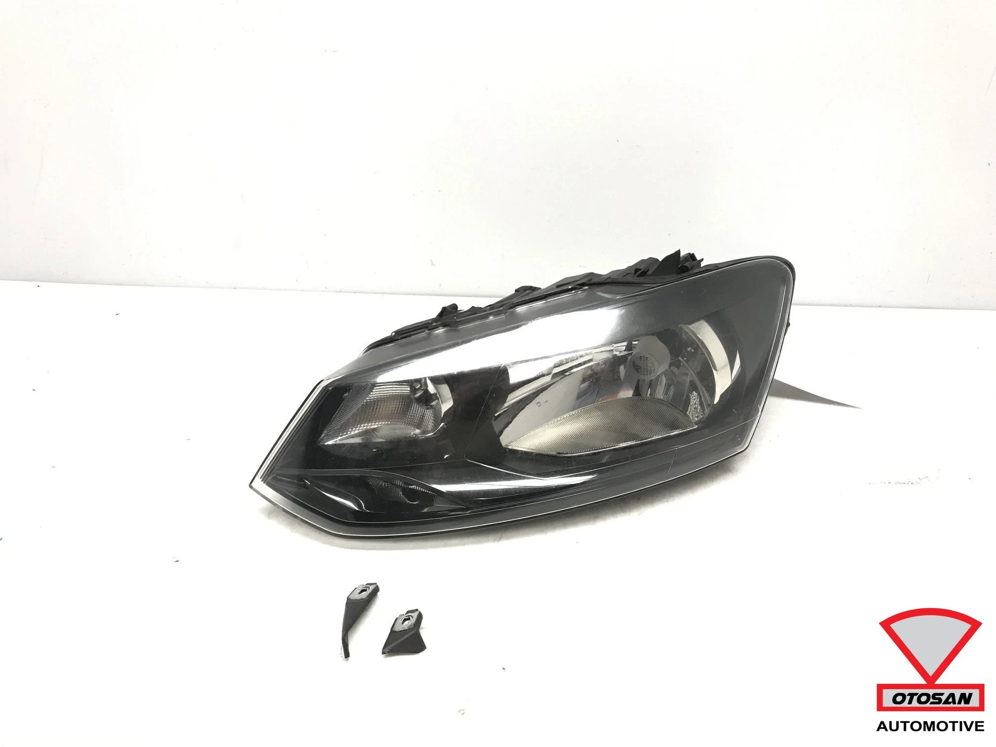 VW Polo 6R 6C Halogeen Koplamp Links Origineel! 6R1941015E, Gebruikt, Volkswagen, Volkswagen AG, Vw@volkswagen.de