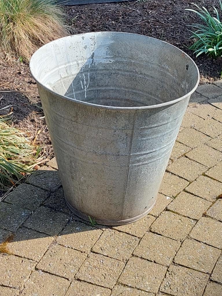 zinken emmer, Tuin en Terras, Ophalen, Overige materialen, Gebruikt, Rond