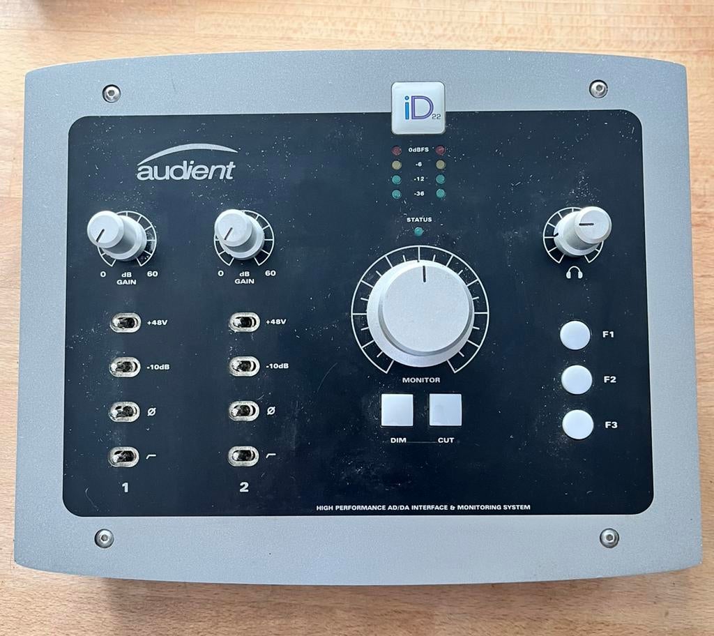 Audient ID22, Musique & Instruments, Modules de son, Comme neuf, Enlèvement