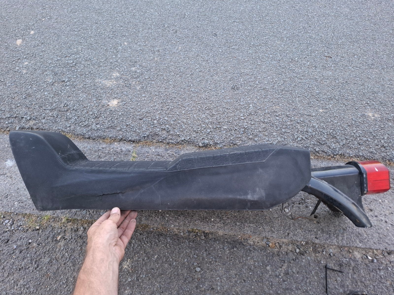 Selle Moto Guzzi Le Mans 1, Motos, Enlèvement