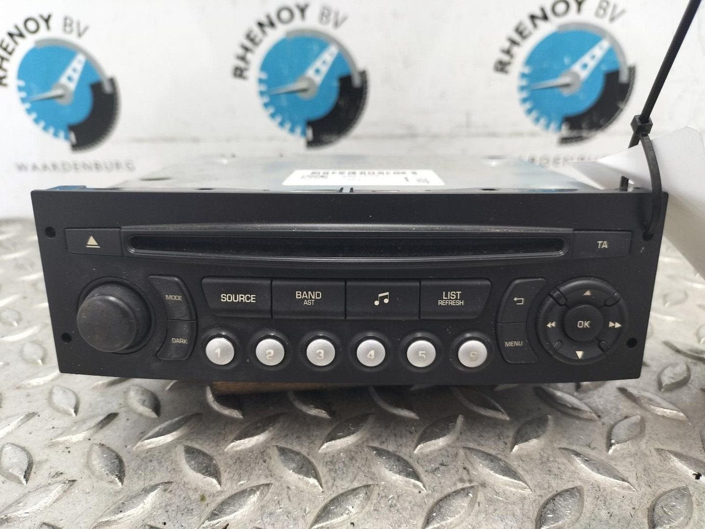 PEUGEOT 207 1.6 VTI GRIFFE  RADIO 2013, Ophalen of Verzenden, Gebruikt, ARN erkend