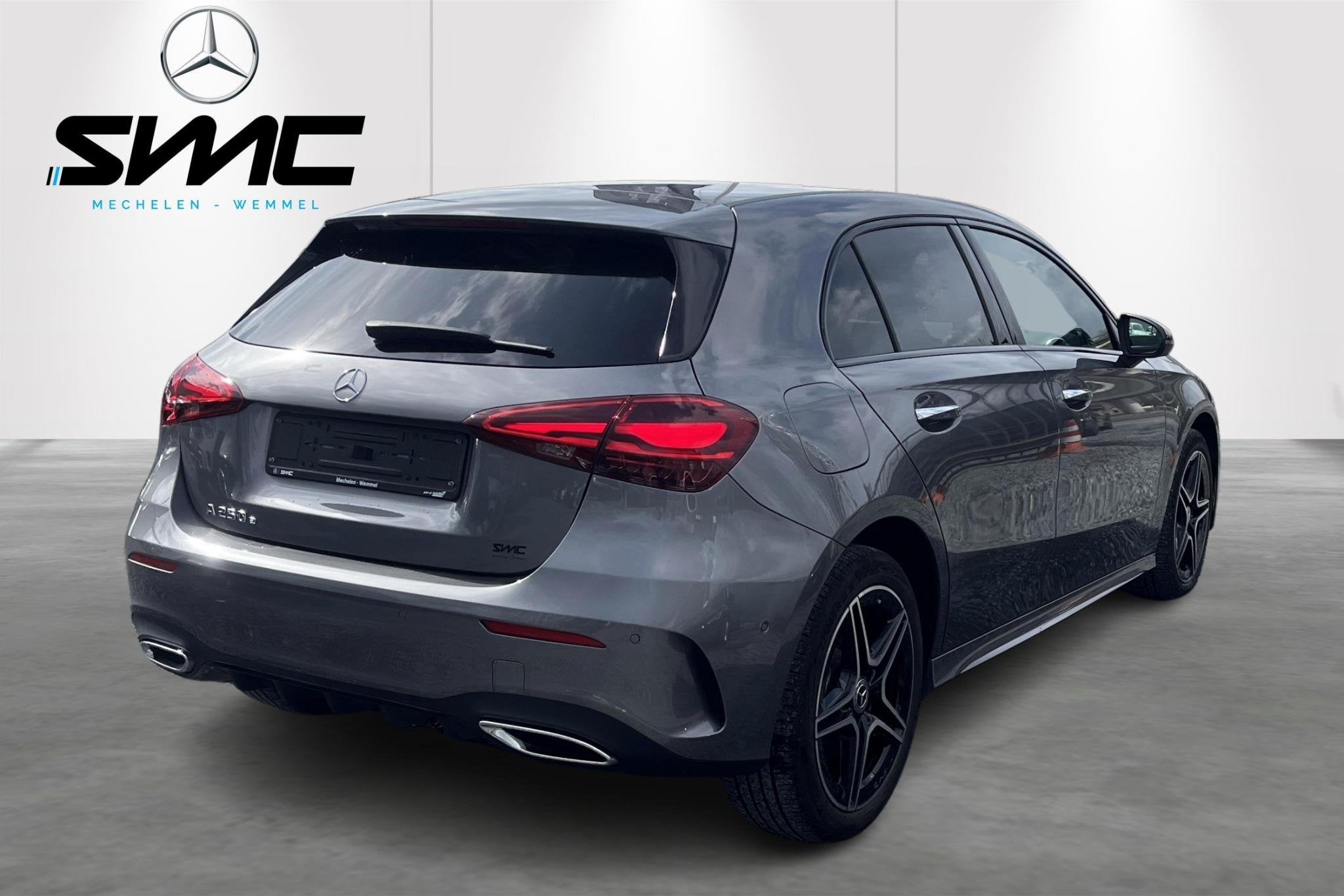 Mercedes-Benz A-klasse A 250 e AMG Line, Auto's, Stof, 16 kWh, Bedrijf, 5 zetels