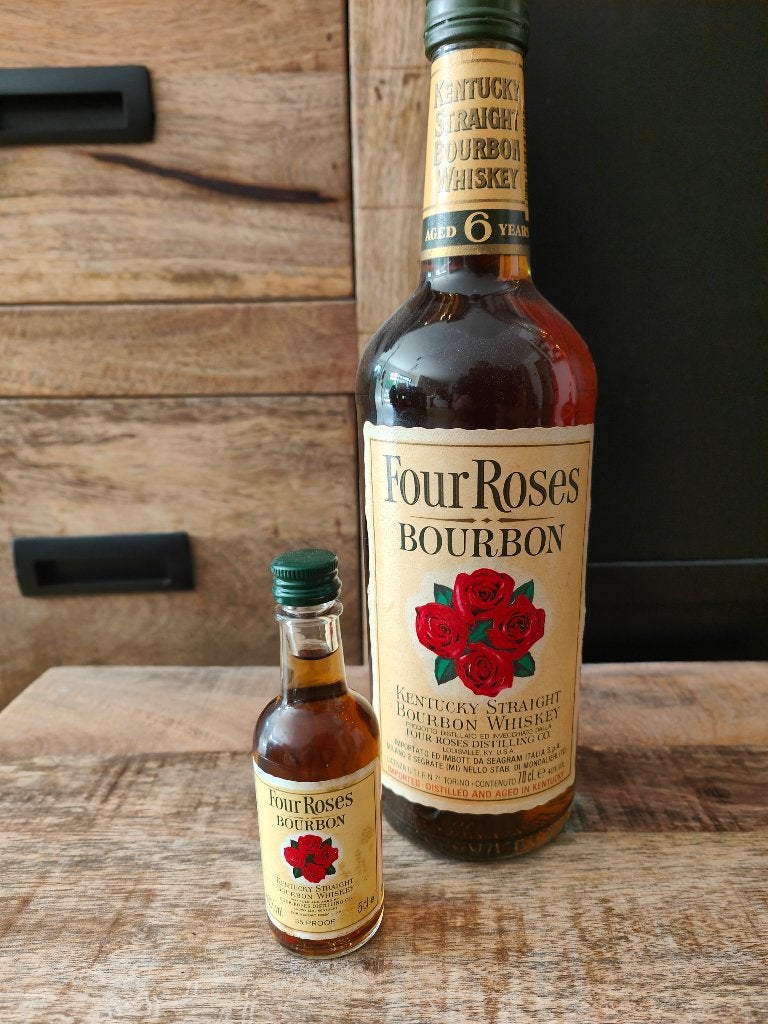 Four Roses 1980 V2 Mini Bottle 50ml 43% Bourbon, Verzamelen, Overige gebieden, Overige typen, Nieuw, Ophalen of Verzenden