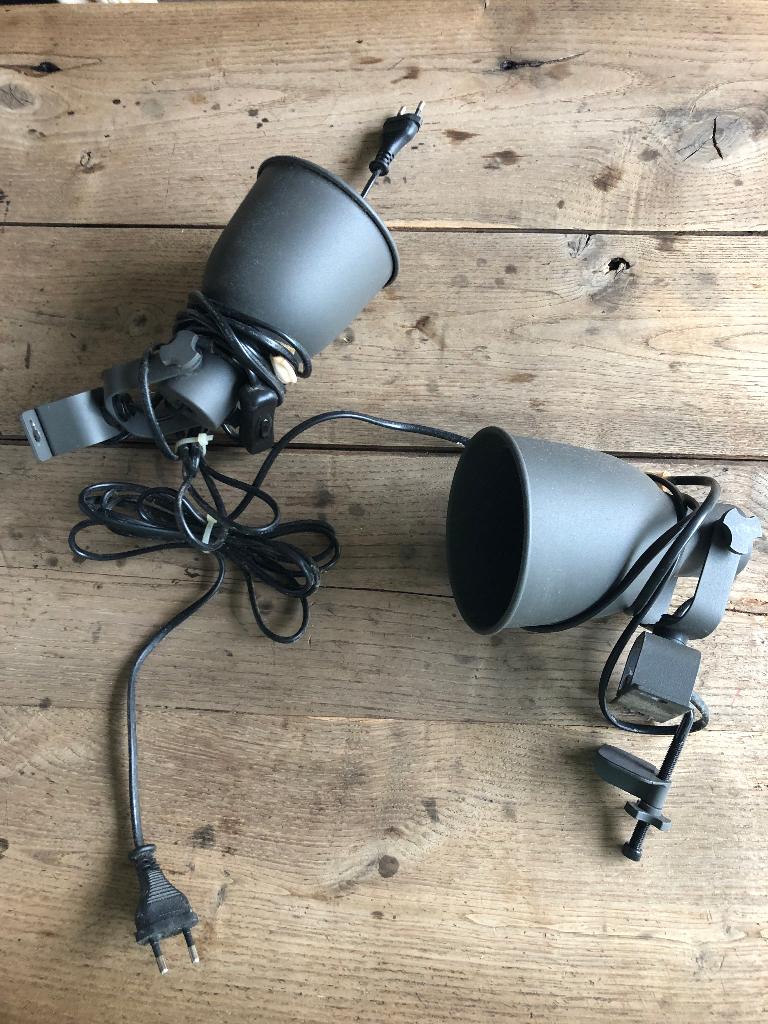 Set van 2 grijze metalen wand/ klem lampjes, Ophalen of Verzenden