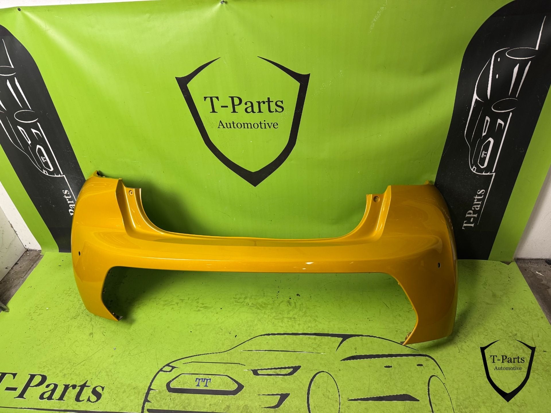 peugeot 208 achterbumper bumper PDC, Taurusavenue 1
2132 LS  Hoofddorp, NL, Gebruikt, Contact.group@renault.com, Stellantis N.V.