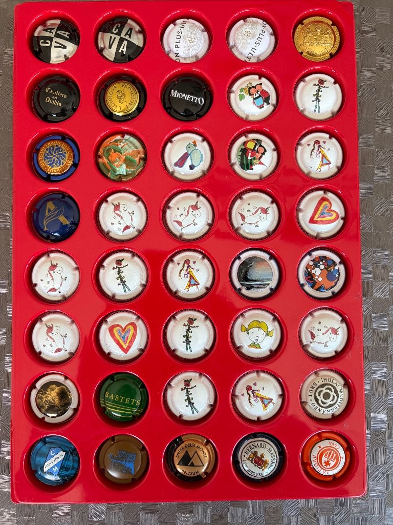 Lot 277 capsules Cava, schuimwijn,..., Verzamelen, Ophalen of Verzenden, Gebruikt