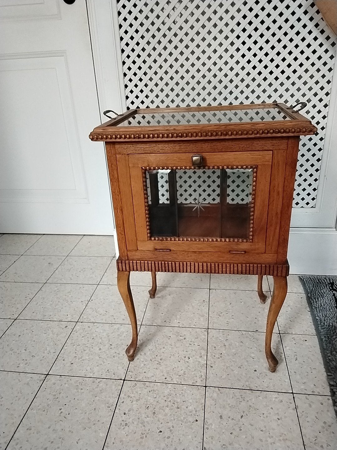 theekastje, Antiek en Kunst, Ophalen