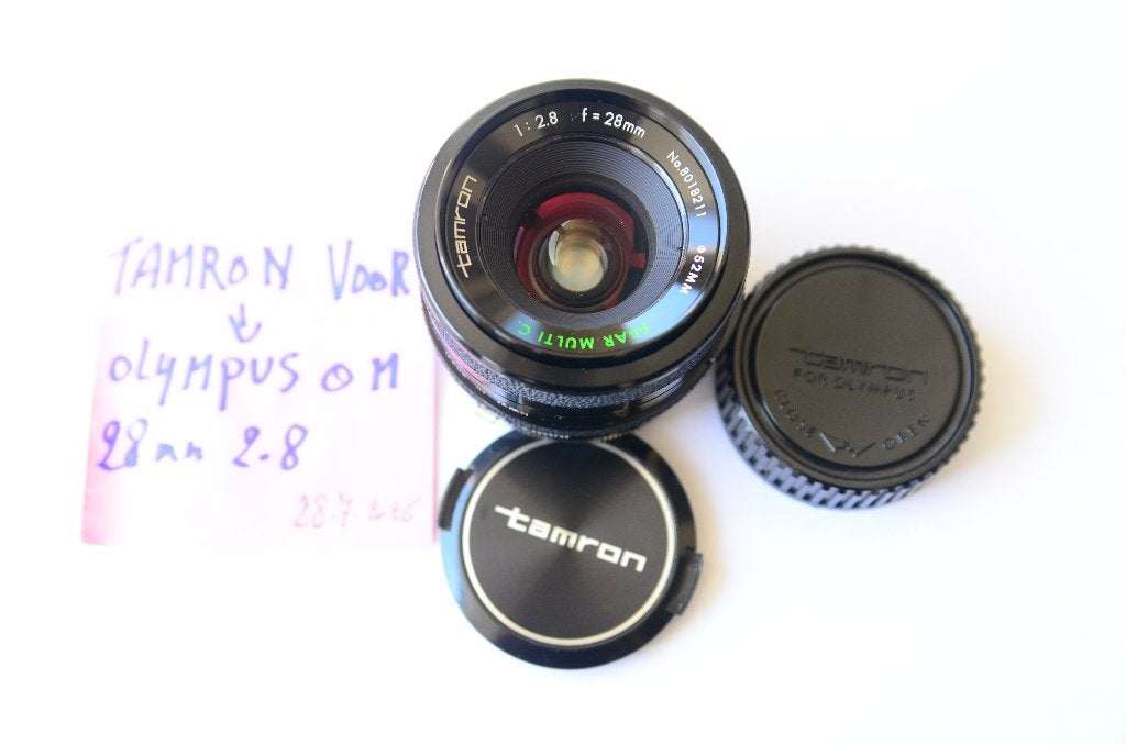 tamron lens voor olympus OM 28mm 2.8, Ophalen of Verzenden, Zo goed als nieuw, Handmatige focus, Tamron