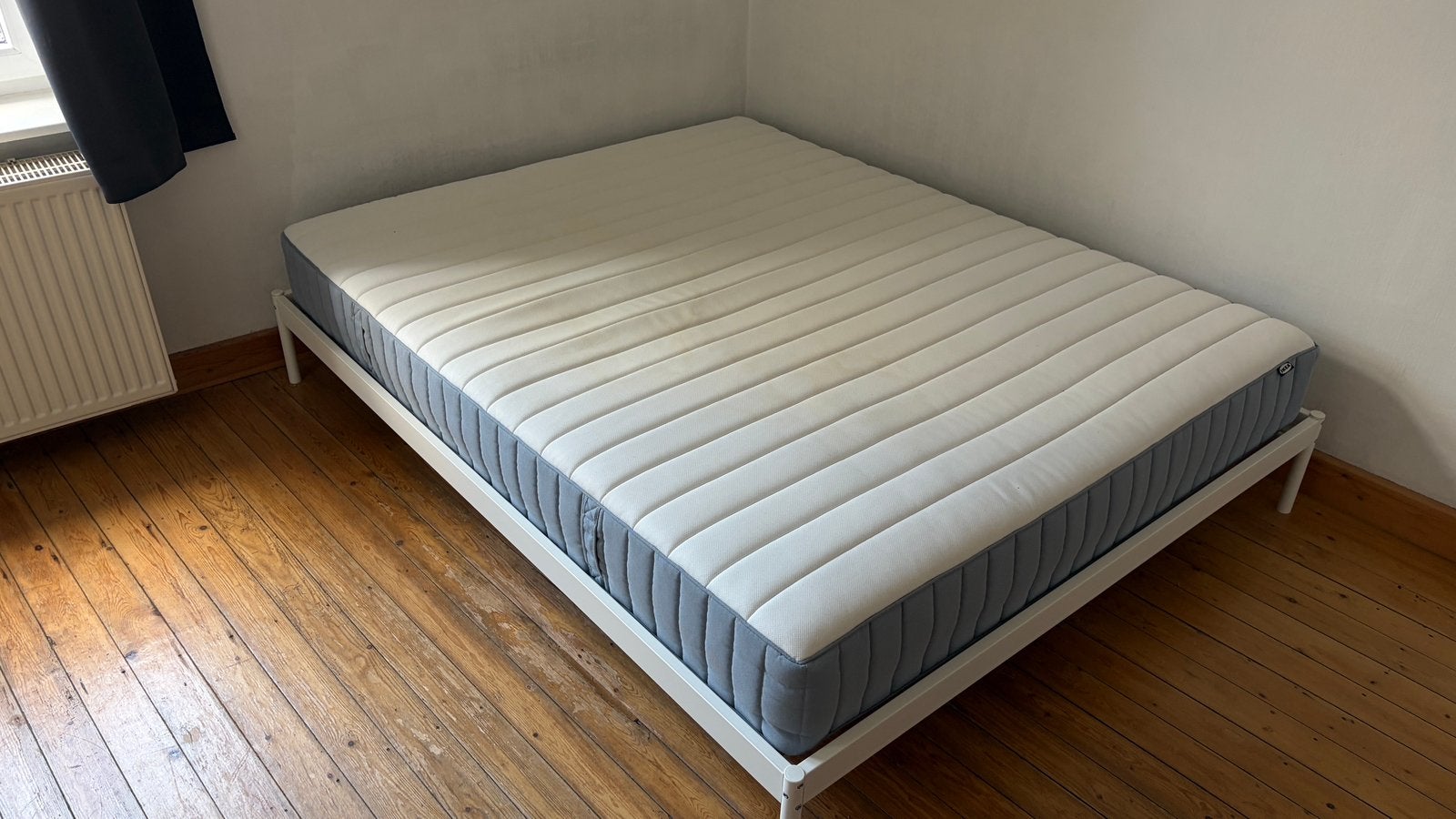 Tweepersoonsbed + matras 160x200, Immo